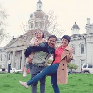 Meet your Posher, Rowella